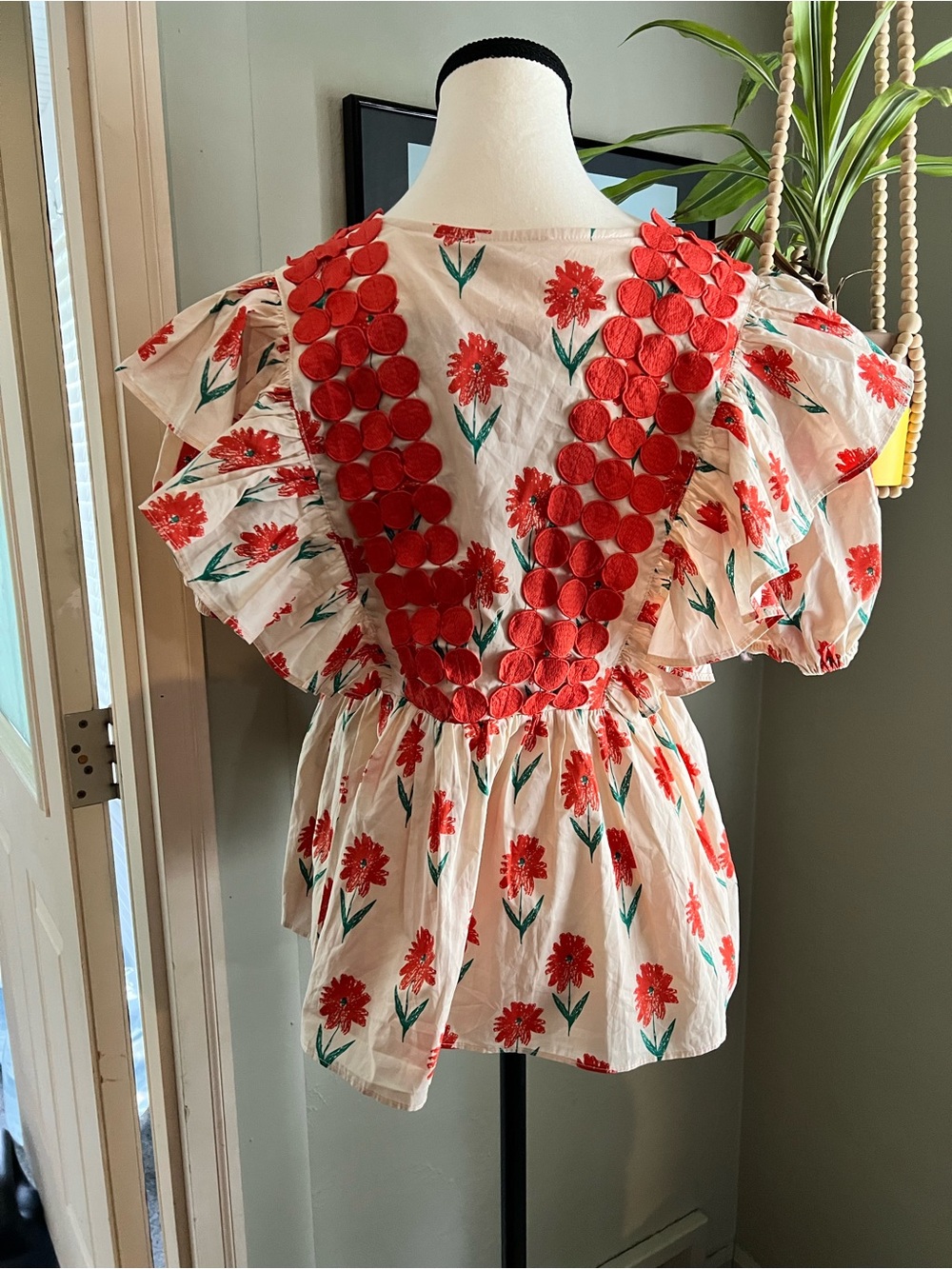 Entro floral ruffle puff sleeve peplum blouse with v neckline and polka dot trim - Picture 5 of 11